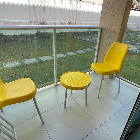 Flats A 50M Da Praia De Порту-де-Галиньяш Экстерьер фото