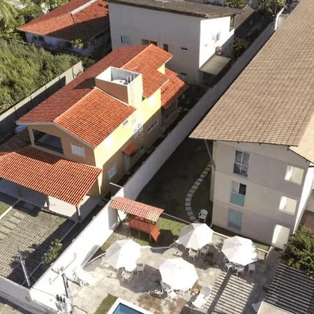 Flats A 50M Da Praia De Порту-де-Галиньяш Экстерьер фото