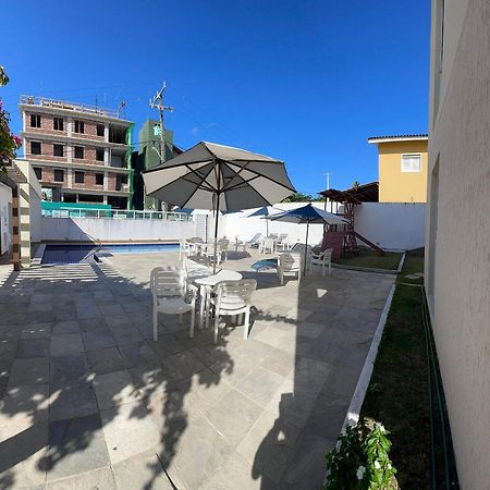 Flats A 50M Da Praia De Порту-де-Галиньяш Экстерьер фото