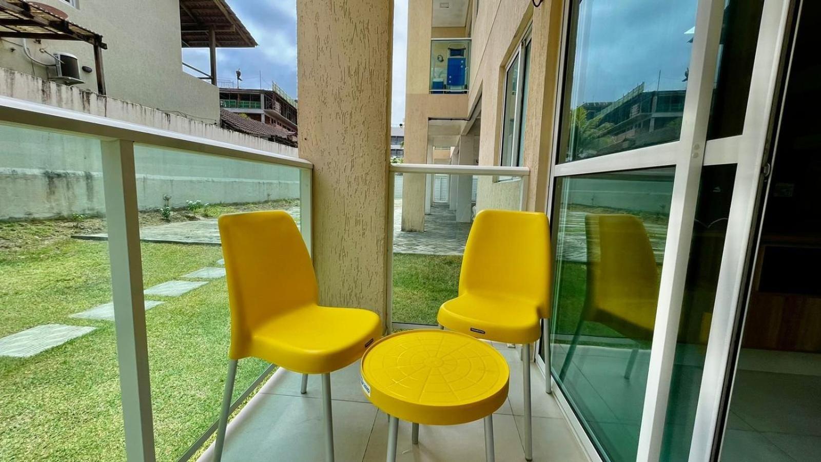 Flats A 50M Da Praia De Порту-де-Галиньяш Экстерьер фото