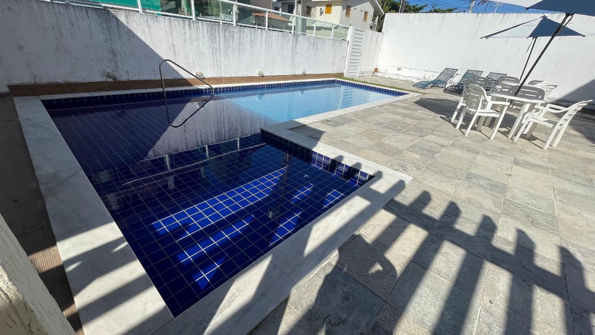 Flats A 50M Da Praia De Порту-де-Галиньяш Экстерьер фото